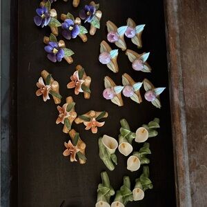 Floral Ceramic Decorative Pieces